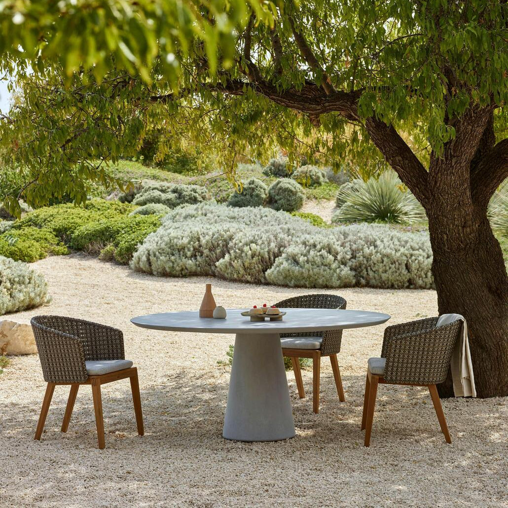 Royal Botania Conix Dining Table Ø 160 x 75