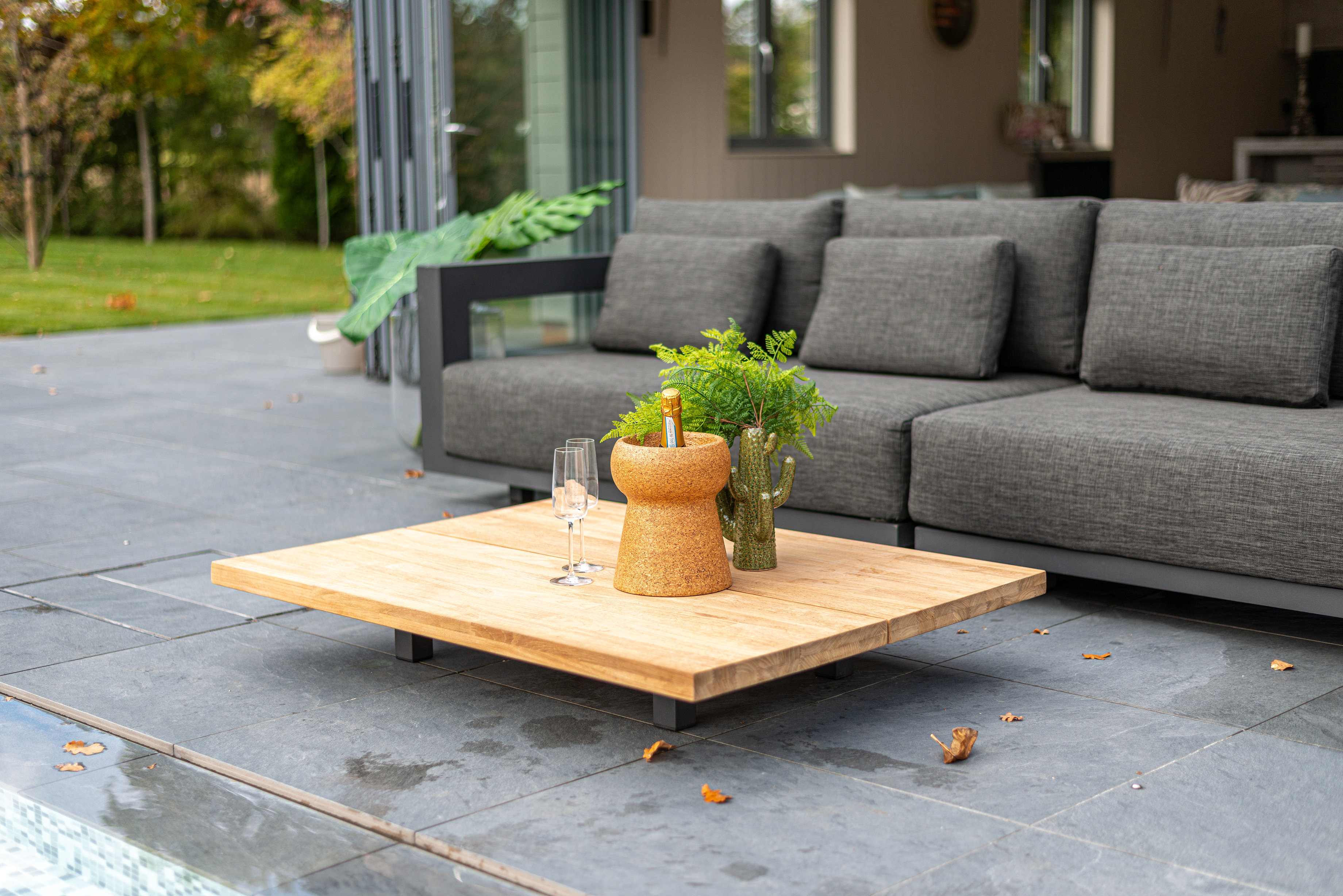 4 Seasons Outdoor Metropolitan Coffee Table Teak 120 X 90 X 18cm