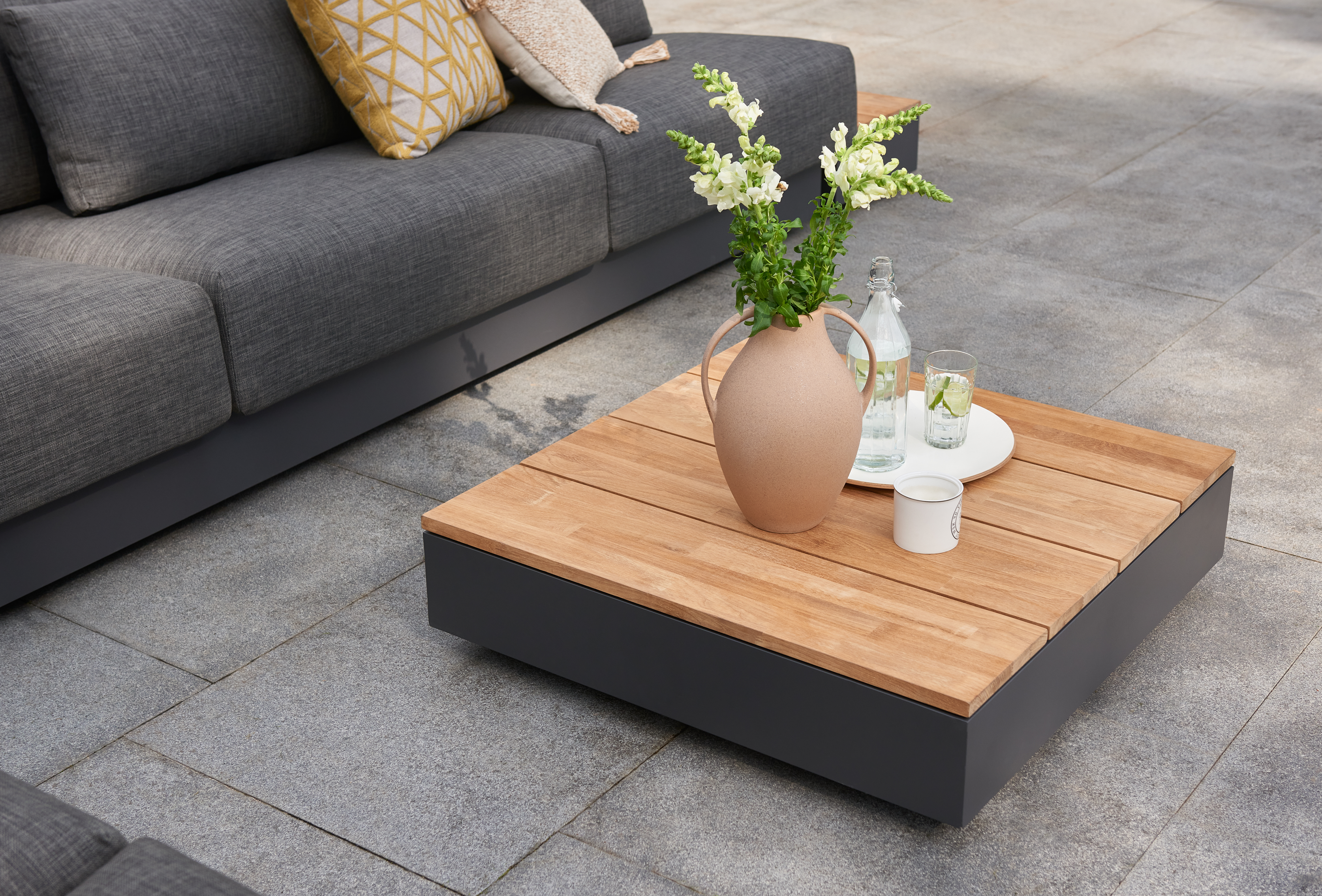 4 Seasons Outdoor Ibiza Modular 3 Seater Bench With 9 Cushions