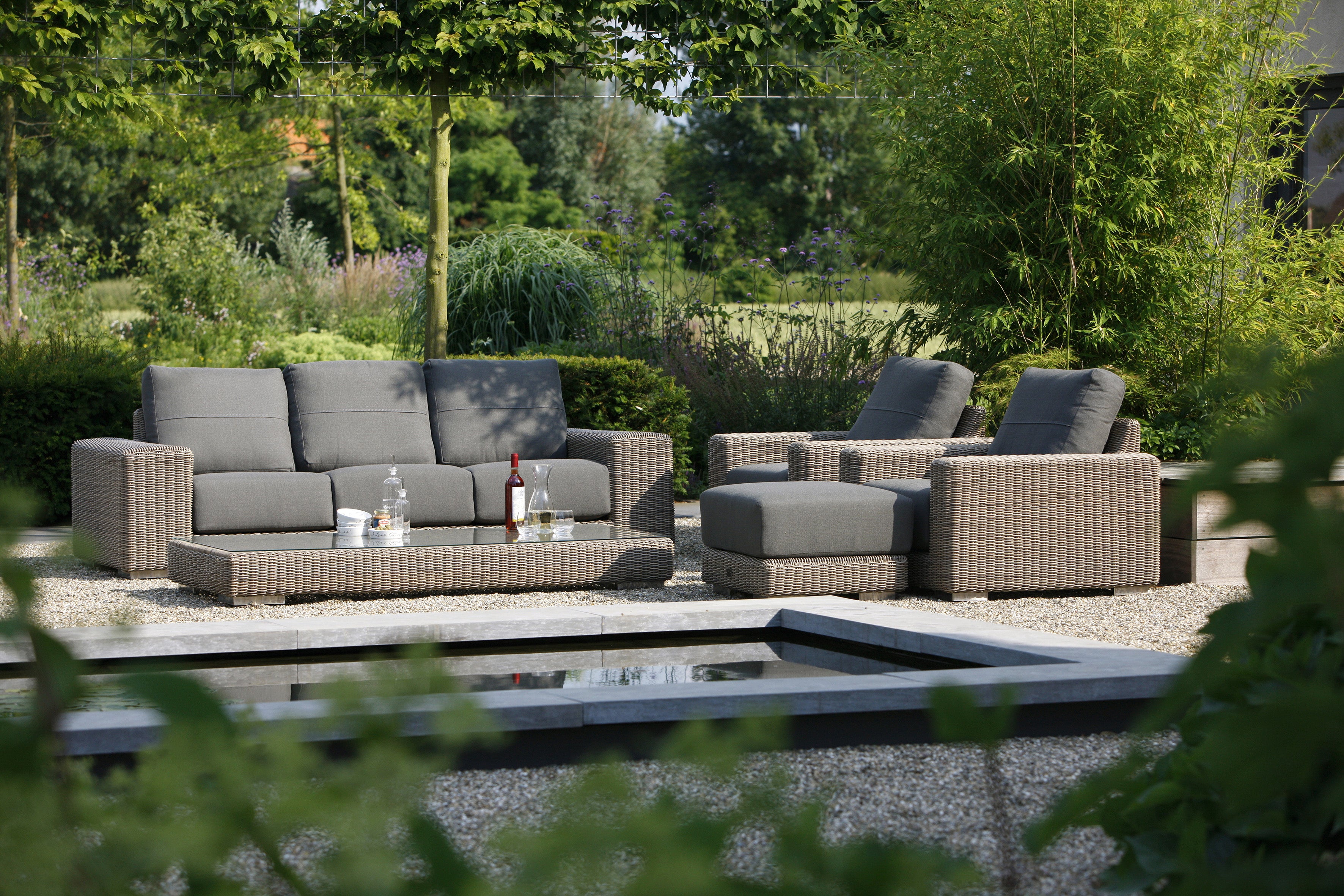 4 Seasons Outdoor Kingston 3 Seaters Bench With 6 Cushions
