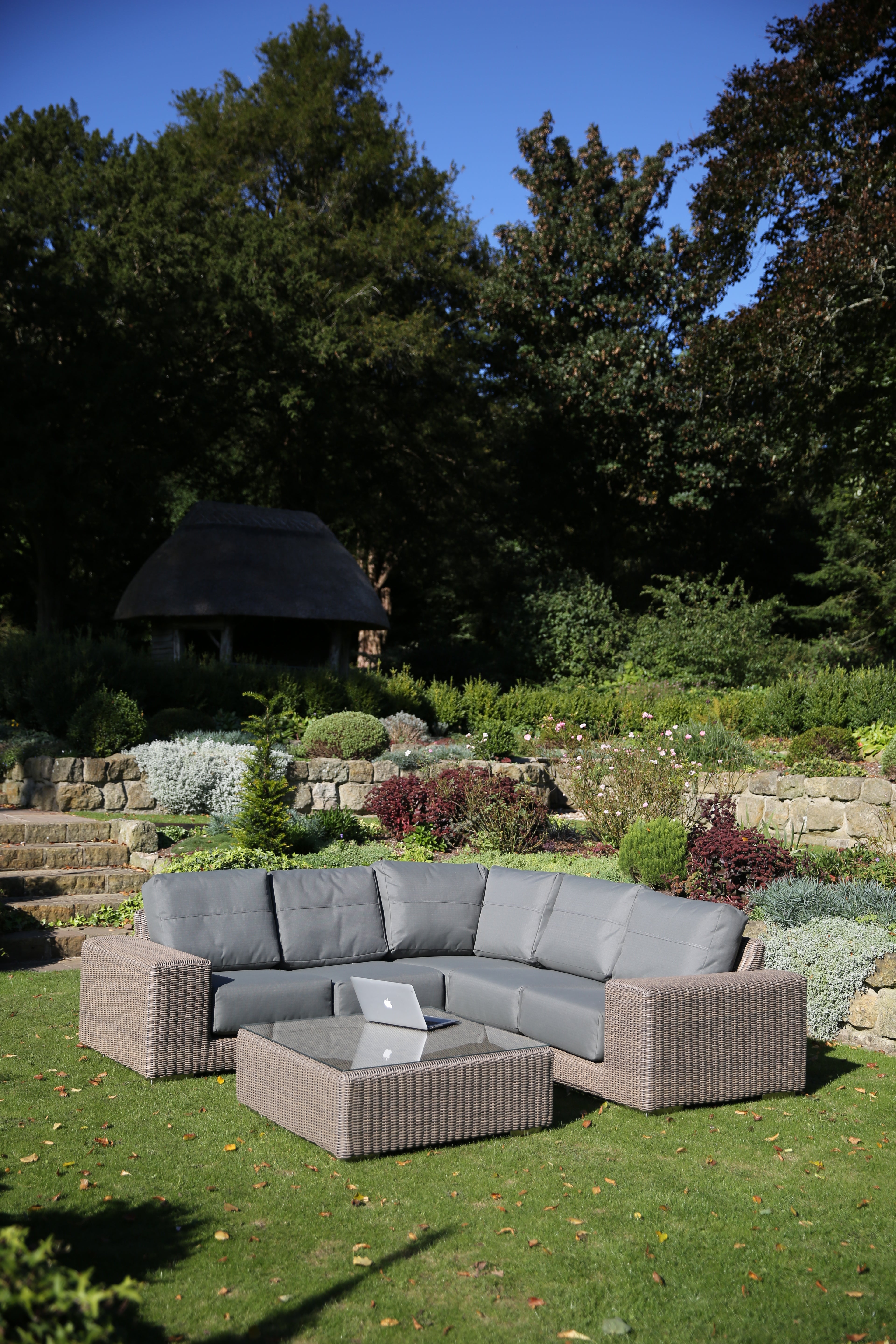 4 Seasons Outdoor Kingston Modular 2 Seater Right With 4 Cushions