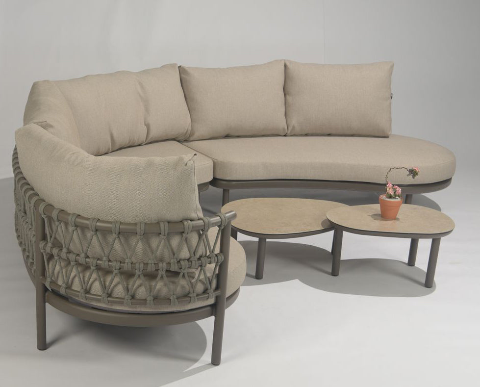 4 Seasons Outdoor Piacenza Modular Lounge with Monroe Coffee Tables