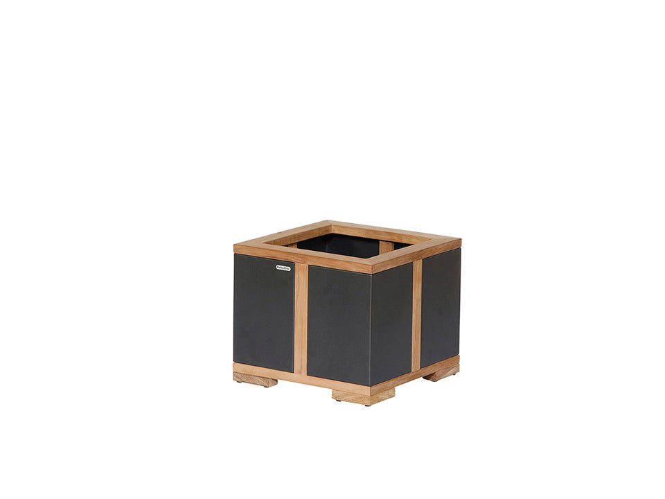 Aura Occasional Planter 38