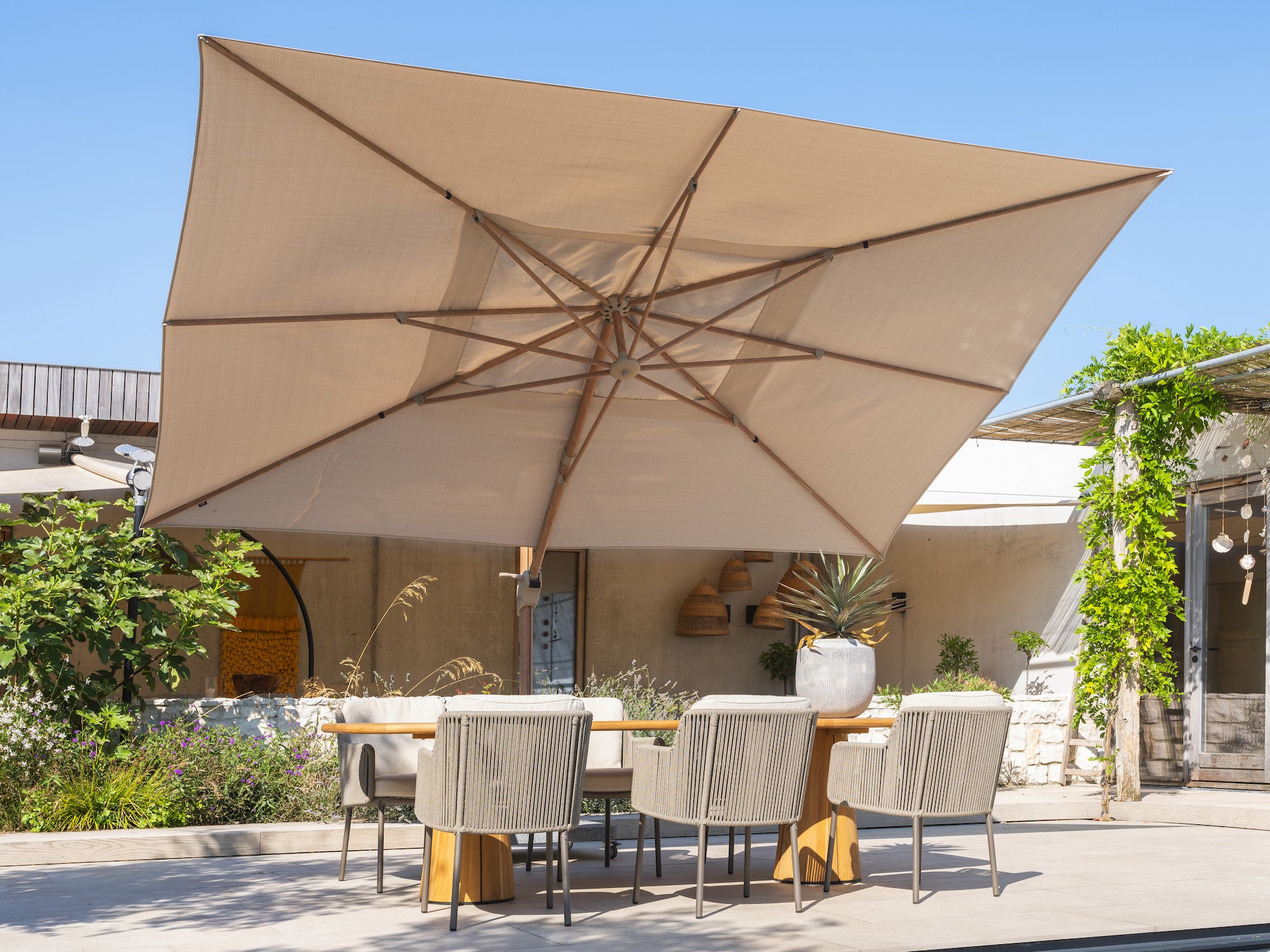 4 Seasons Outdoor Hacienda Parasol 3m x 4m in Sand & Protective Cover Included