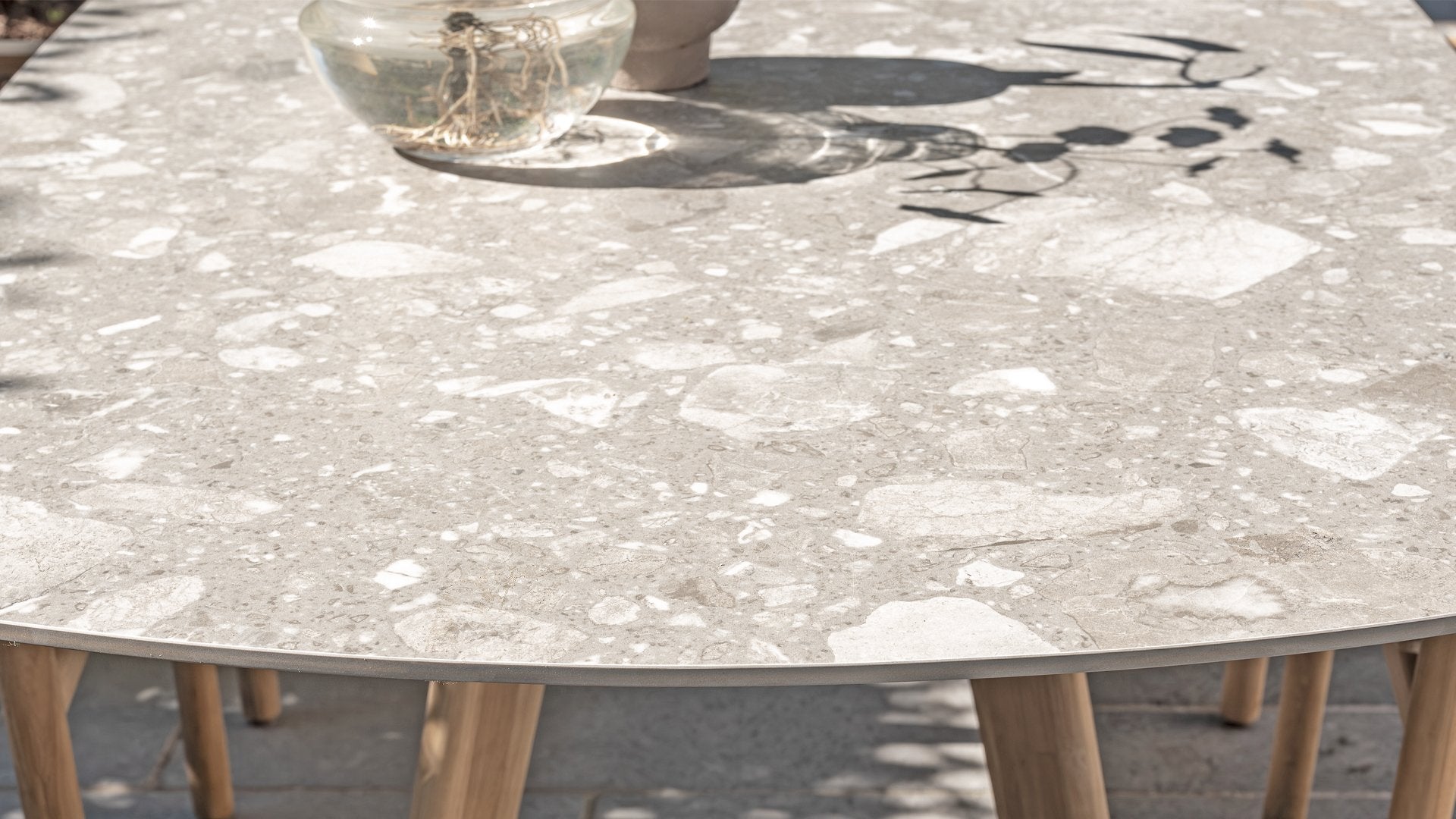 4 Seasons Outdoor 6-Seater Dining Set with Montana 240 cm Table