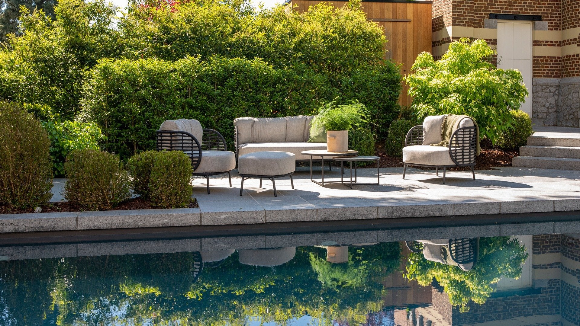 4 Seasons Outdoor Fabrice Lounge Set