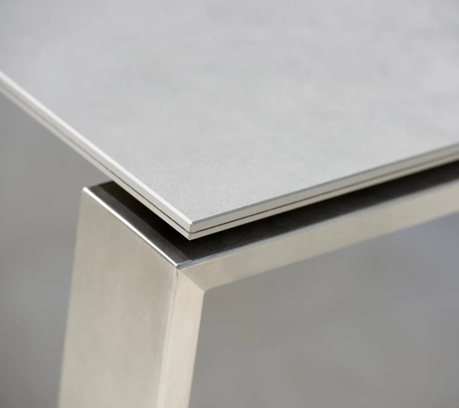 Cane-line Edge dining table with 120cm Extensions
