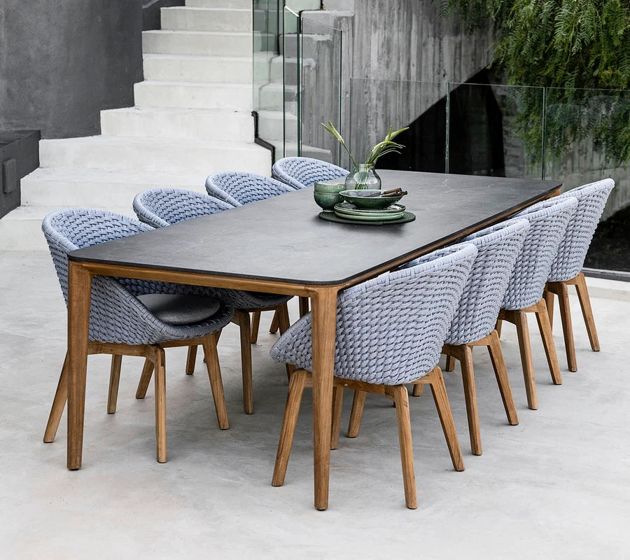 Cane-line Aspect dining tables