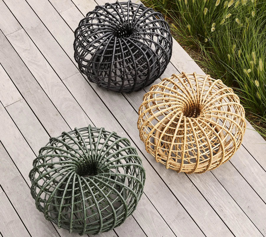 Cane-line Nest Outdoor coffee table/footstools