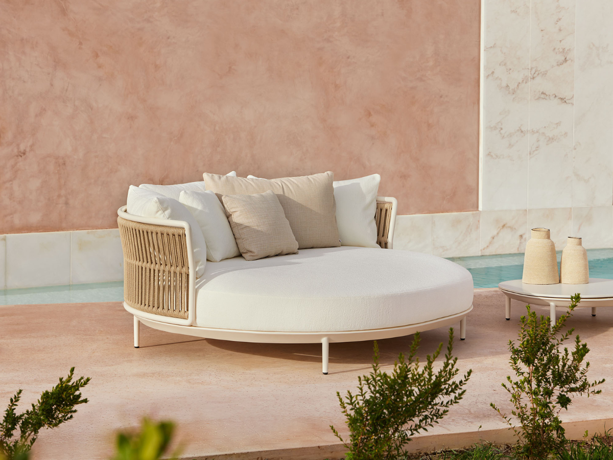 Point Furniture Amba Woven Daybed Aluminum Structure