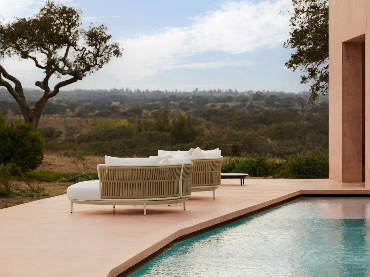 Point Furniture Amba Woven Daybed Aluminum Structure