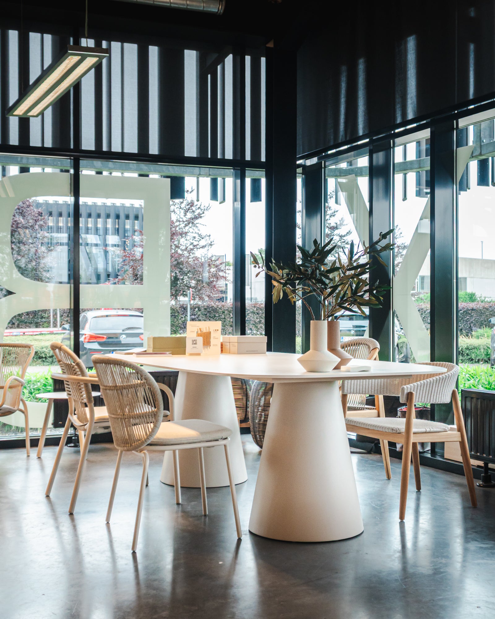 Vincent Sheppard Sandro Rectangular Dining Table