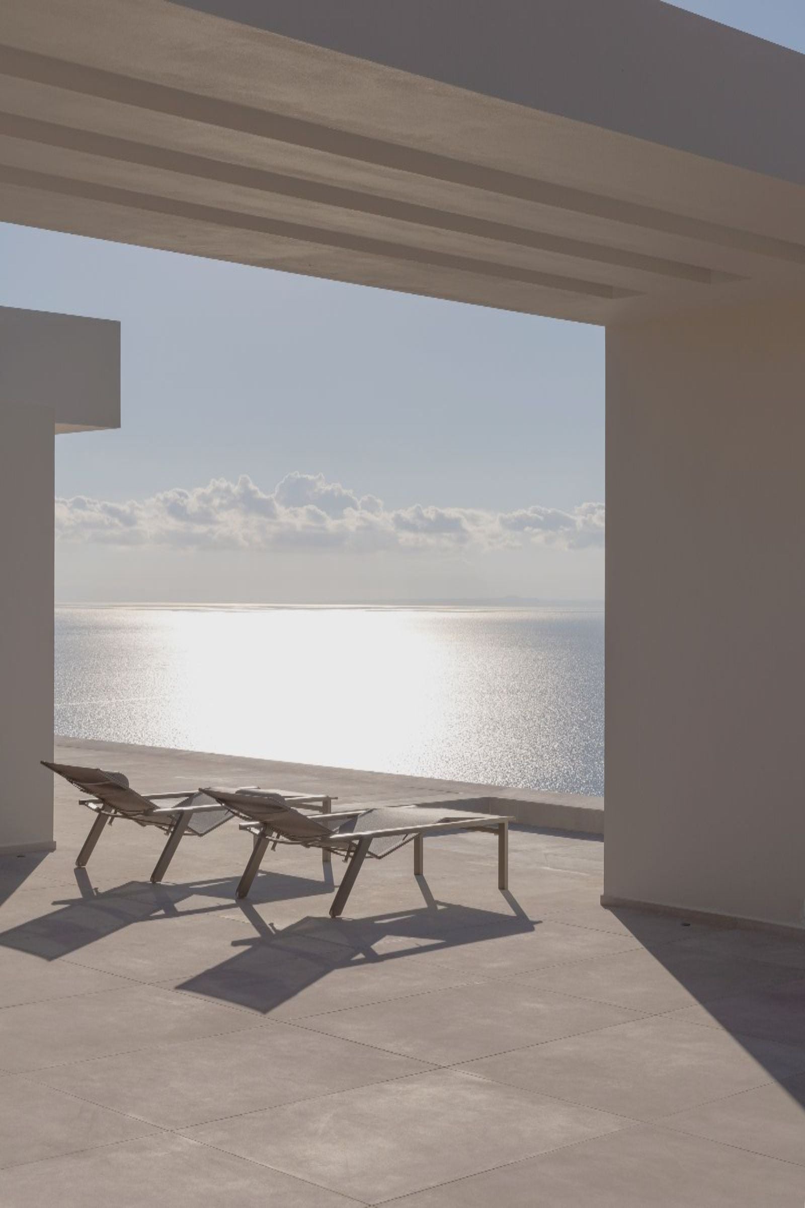 Royal Botania Alura Sun Lounger