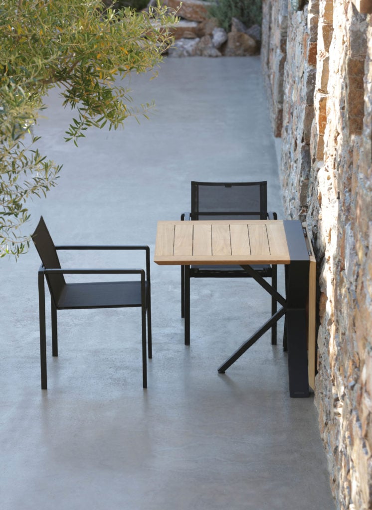 Traverse Folding Table Ø 130 Anthracite With Teak Tabletop
