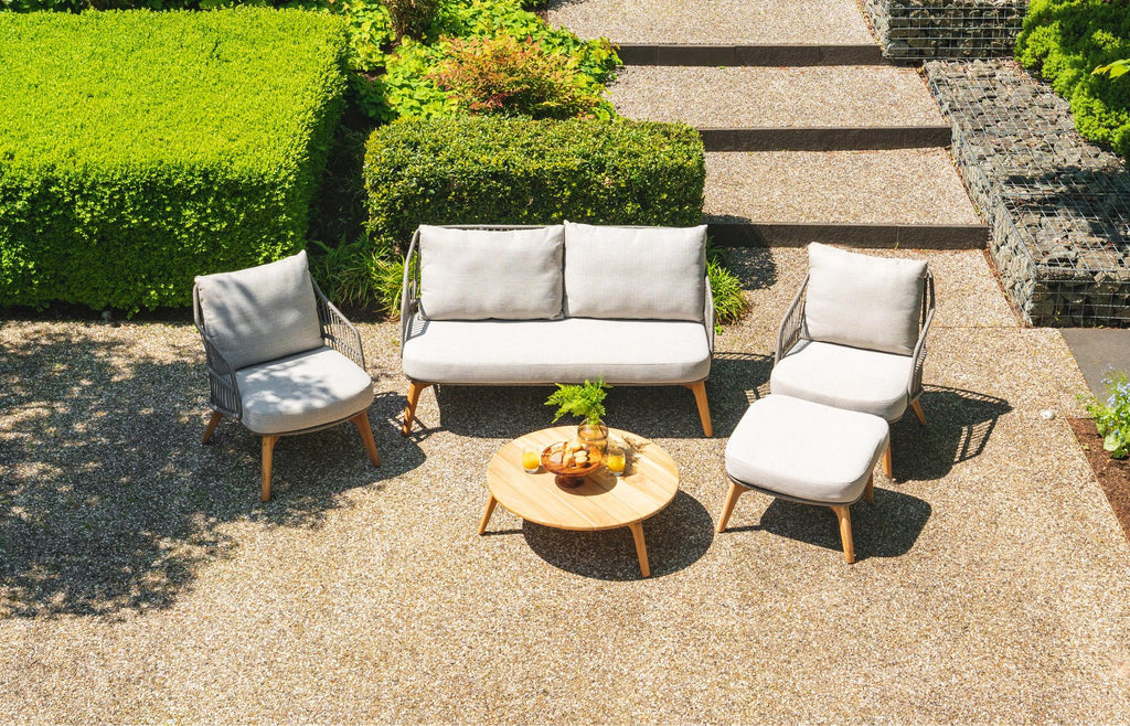 4 Seasons Outdoor Ancora Lounge Set With 2 Footstools And Zucca Coffee Table