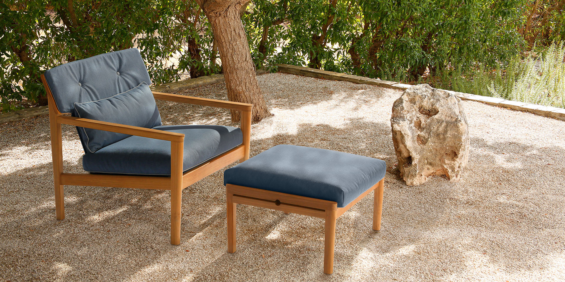 Atom Deep Seating Armchair Ds (Denim Sunbrella® Sling) Sunbrella® Standard Fabric