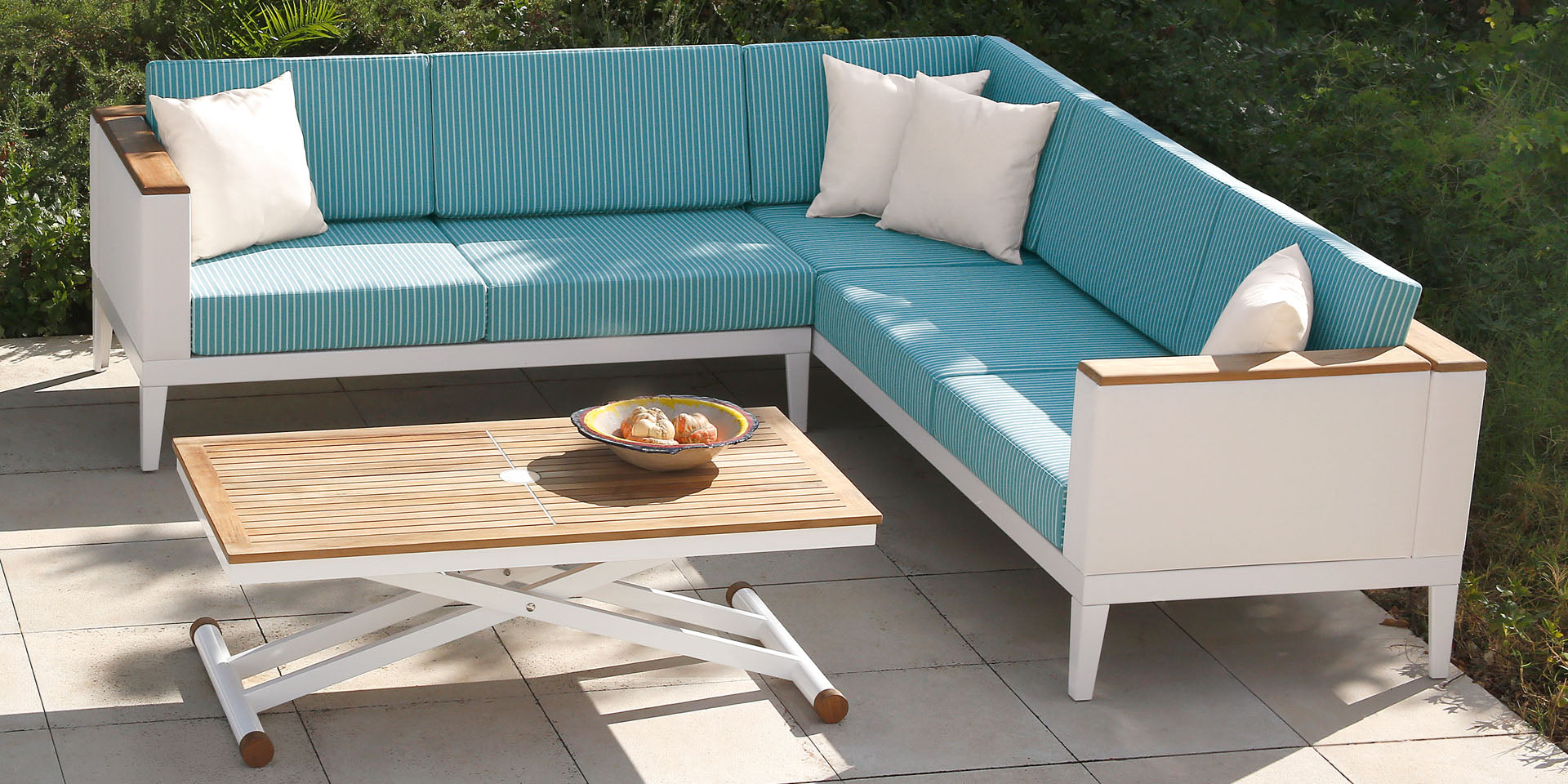 Barlow Tyrie Aura Deep Seating Six Seat Corner Settee Ds