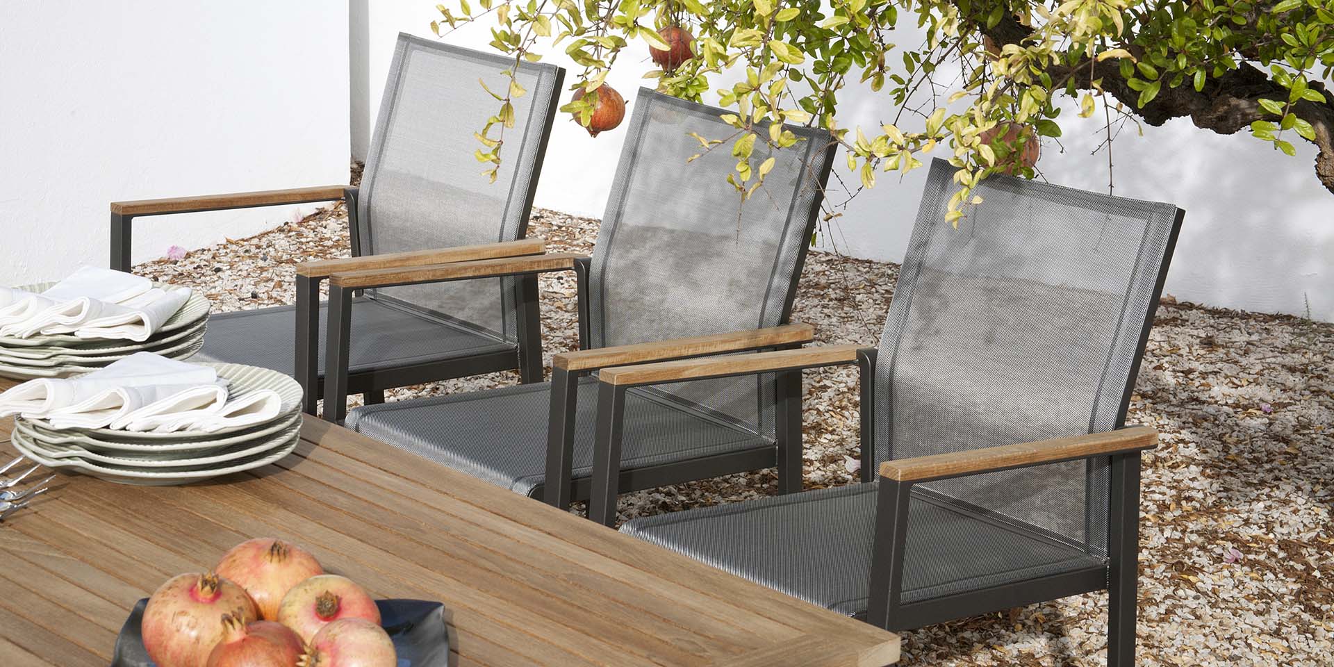 Barlow Tyrie Aura Narrow Dining Aluminium Narrow Table 200