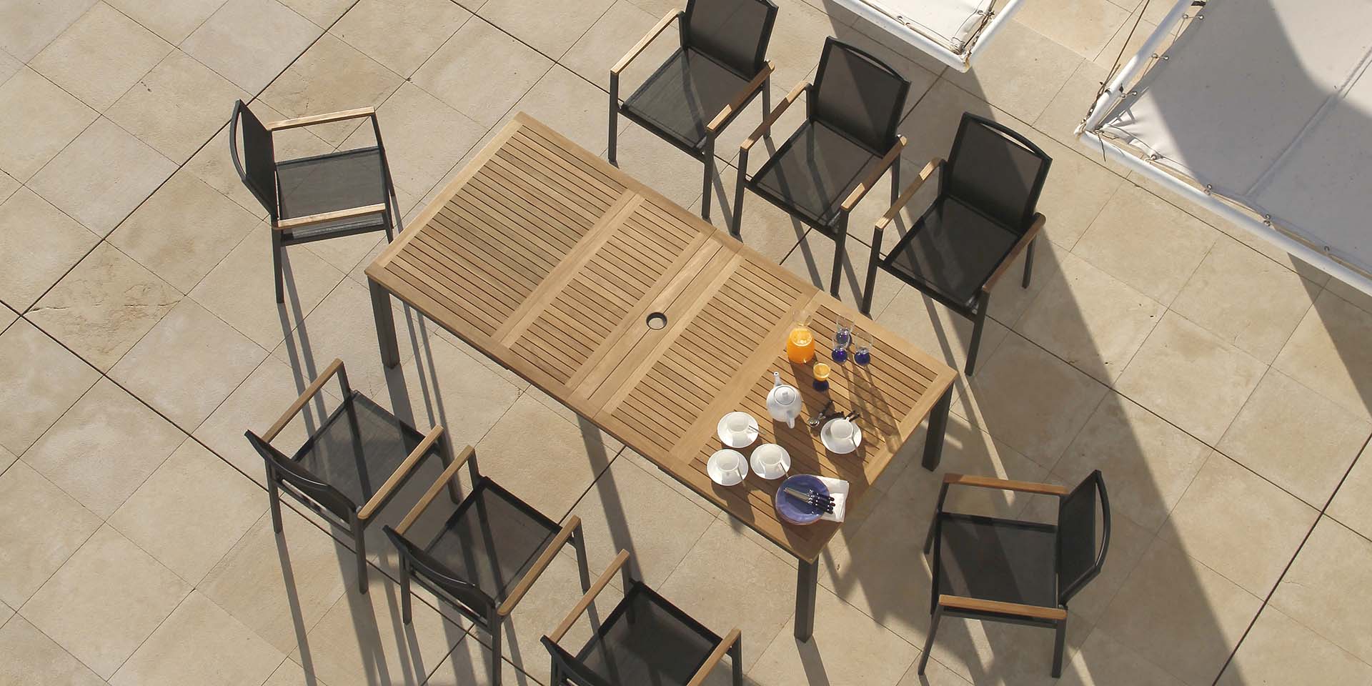 Barlow Tyrie Aura Dining Aluminium Table 200