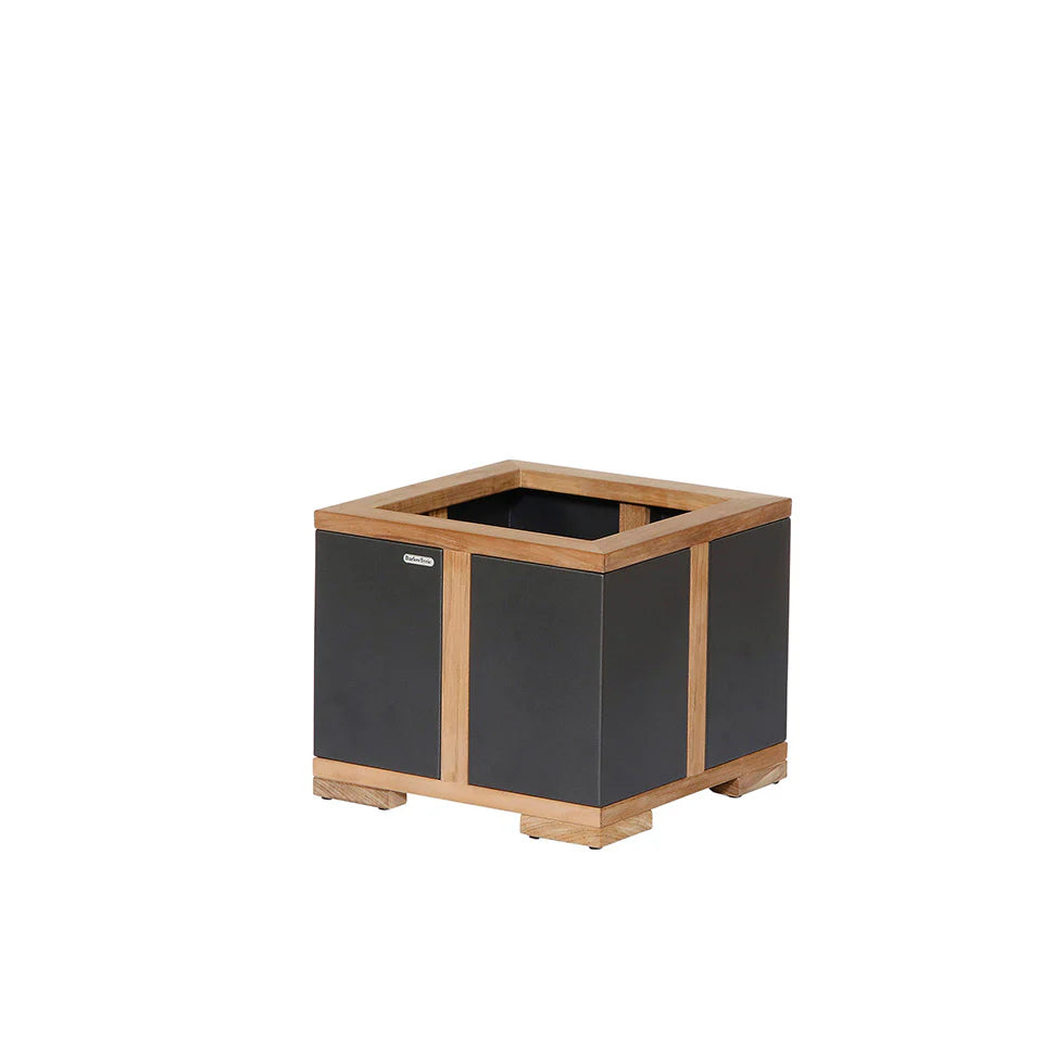 Barlow Tyrie Aura Planter 38