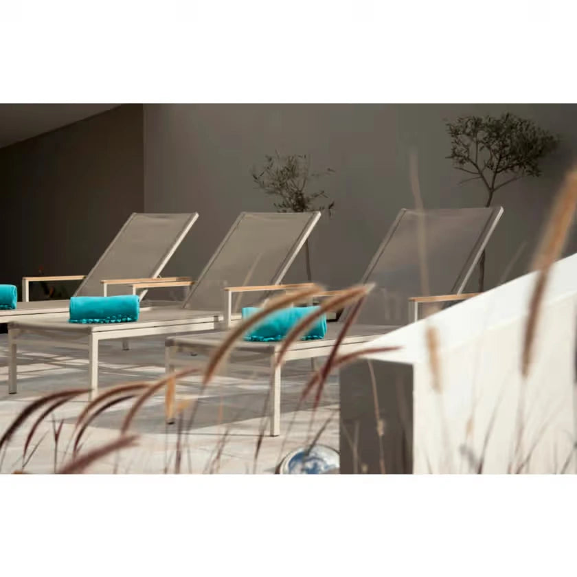 Barlow Tyrie Aura Occasional Lounger