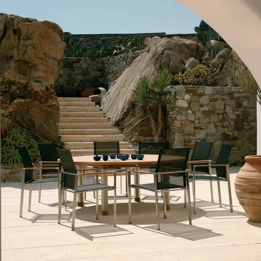 Barlow Tyrie Equinox Dining Table 180 Ø Circular With Teak Top