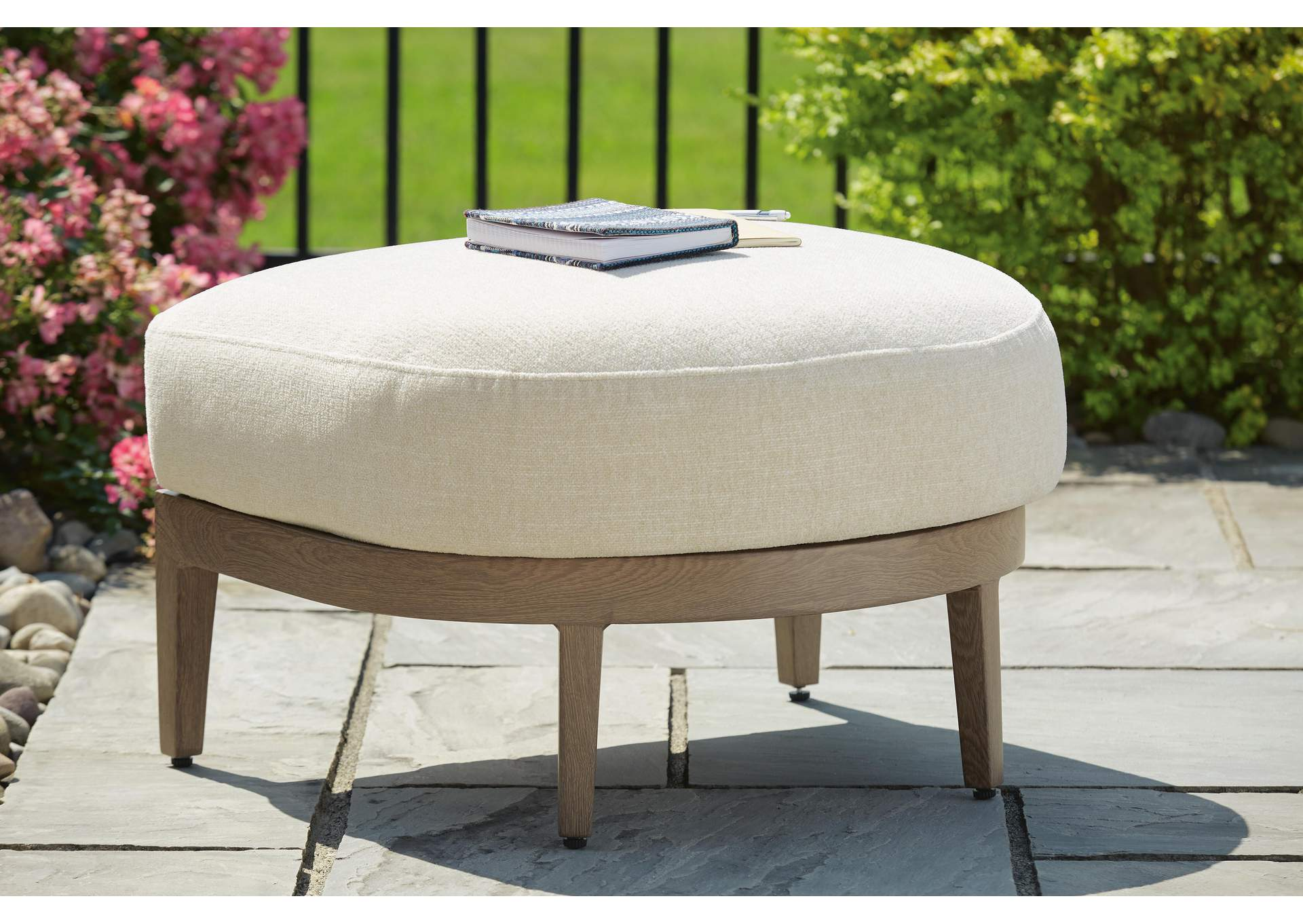 Gloster Bay Ottoman