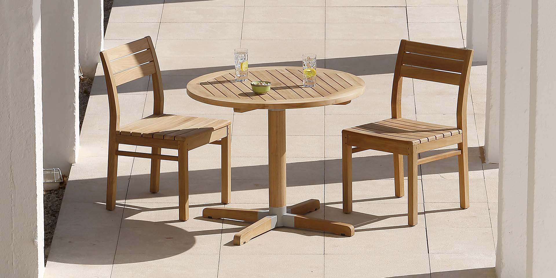 Barlow Tyrie Bermuda High Dining Chair