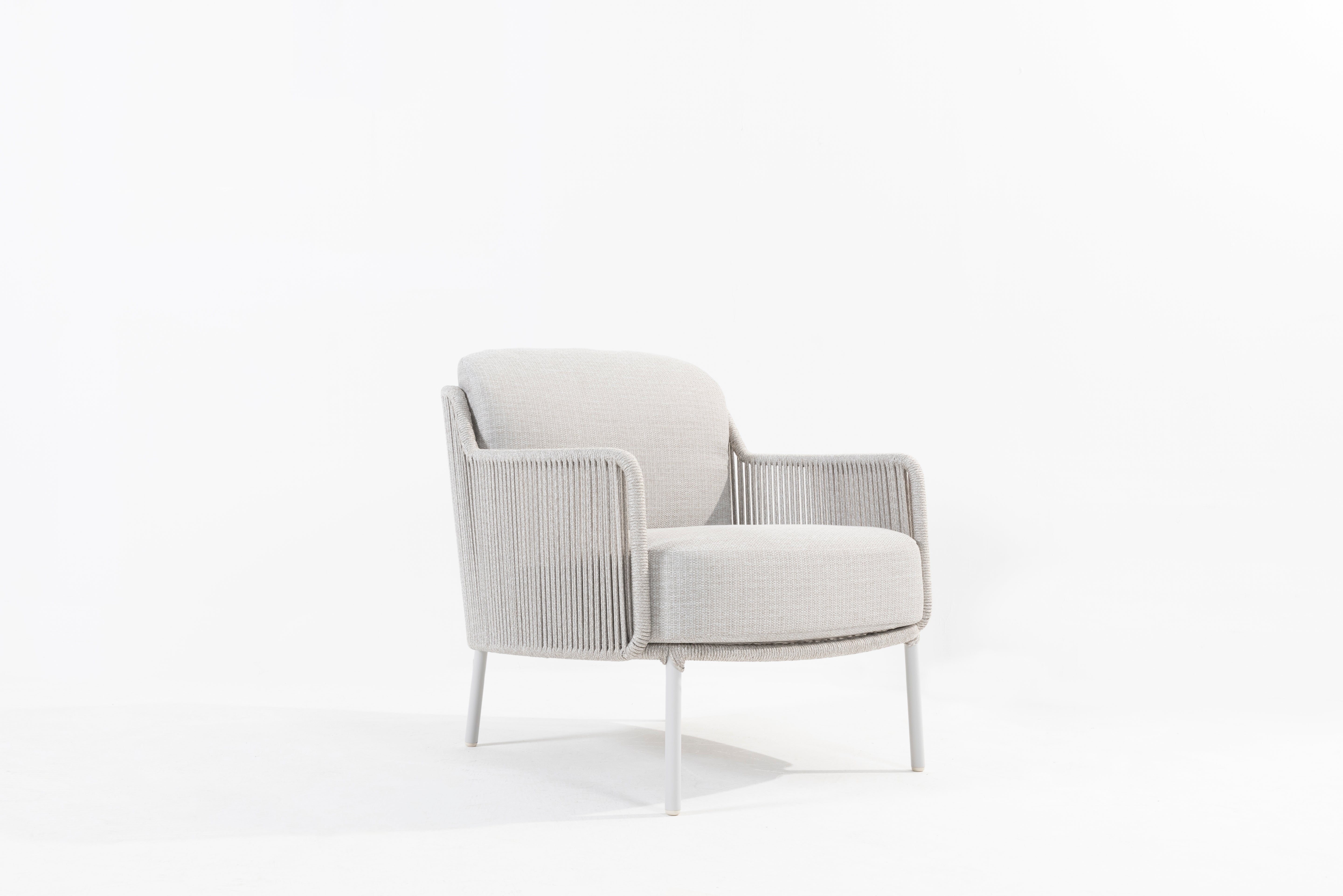 4 Seasons Outdoor Bernini Living Chair Frozen With 2 Cushions