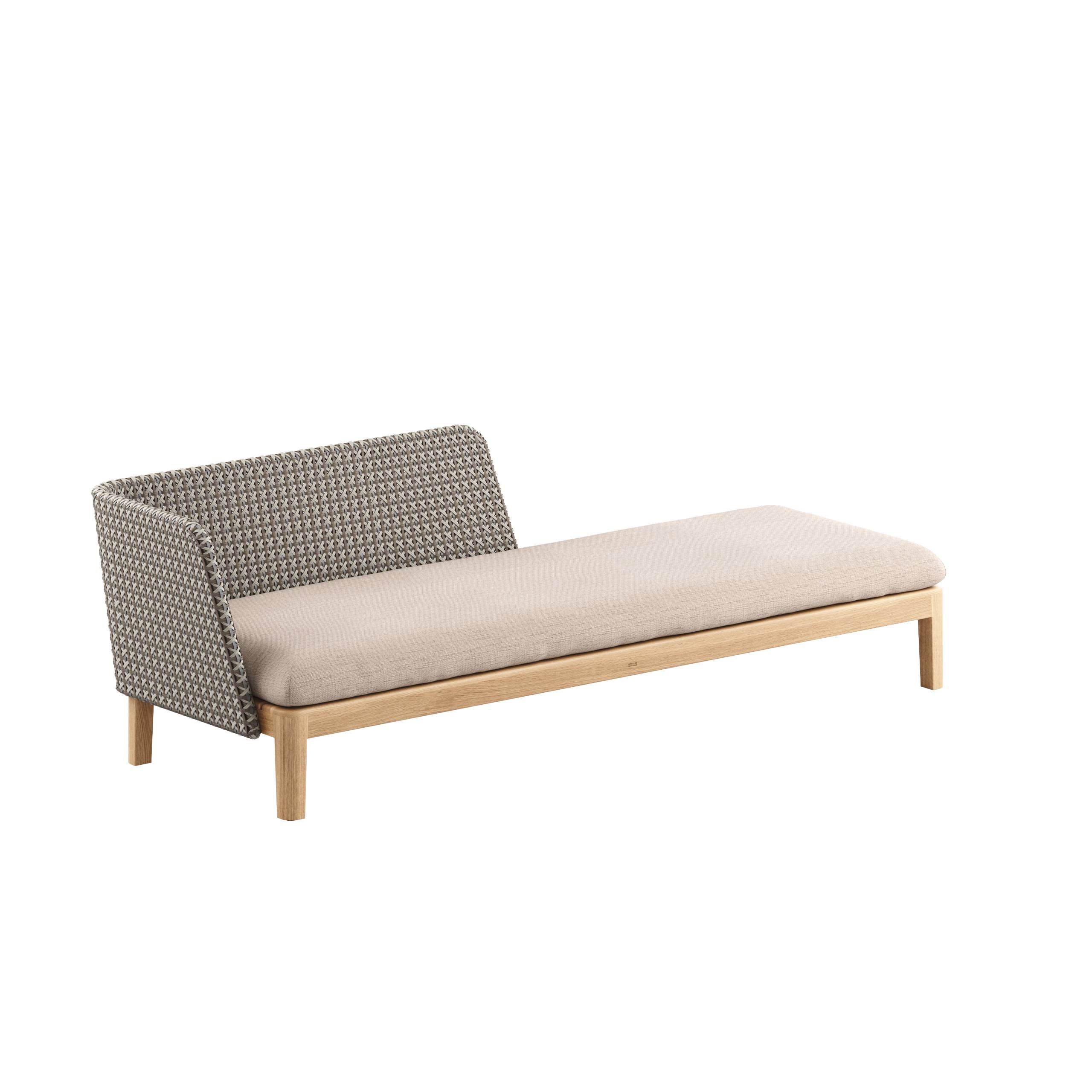 Calypso Lounge 210 R2 With Woven Back And Right Armrest