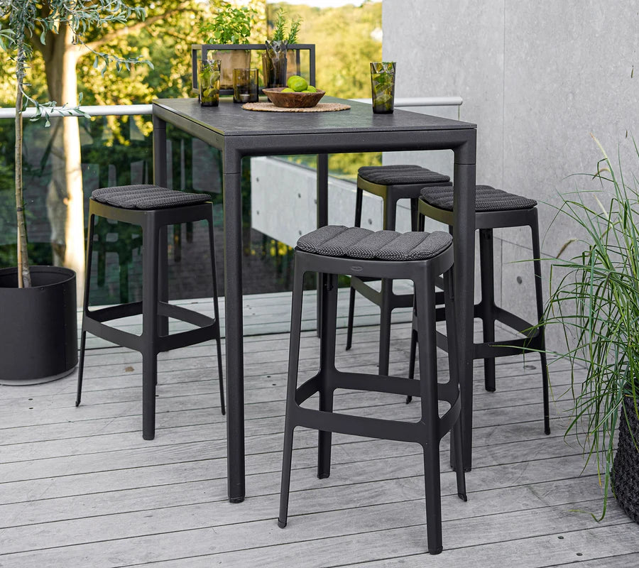Cane-line Cut bar table