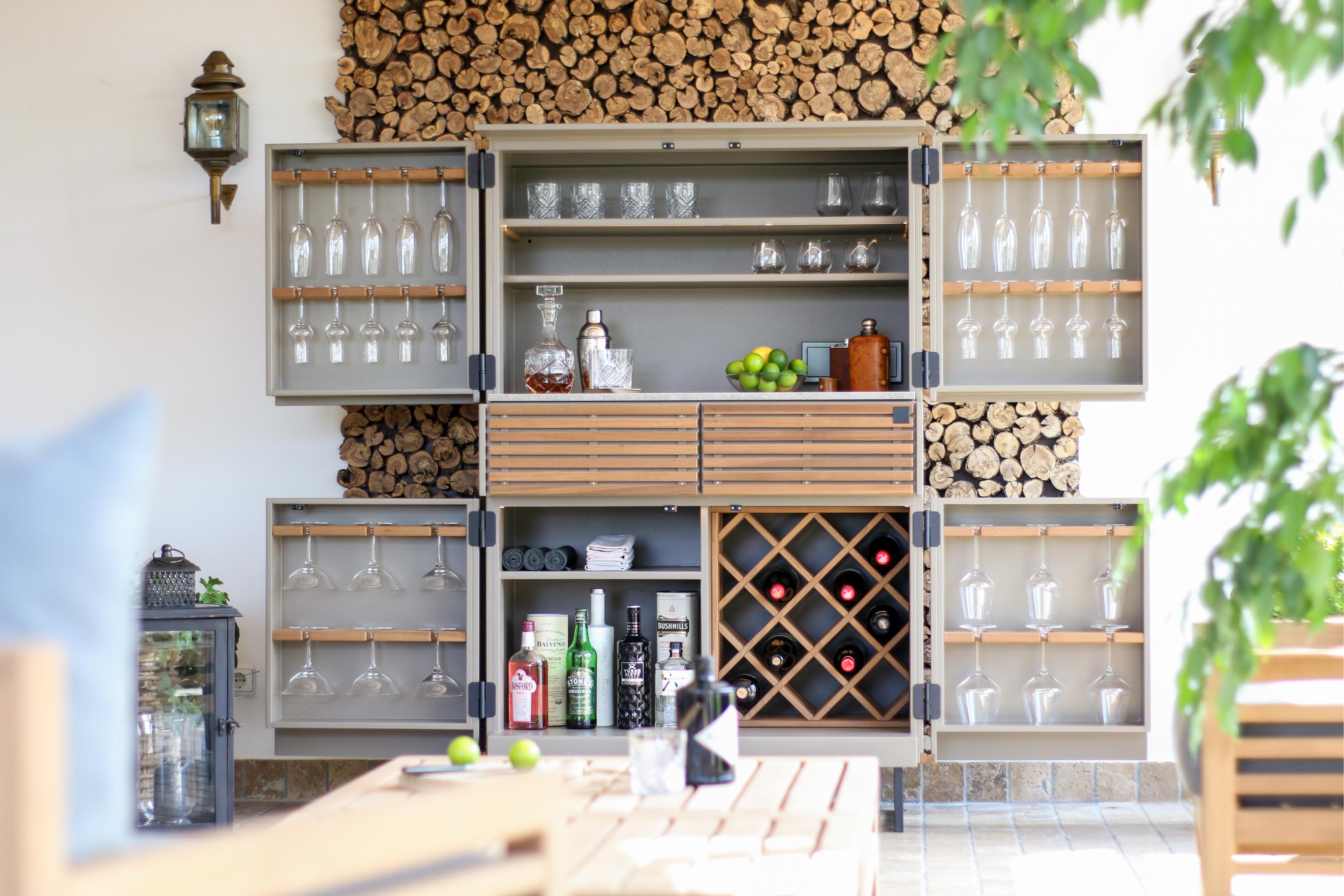 CUBIC Bar In A Cupboard