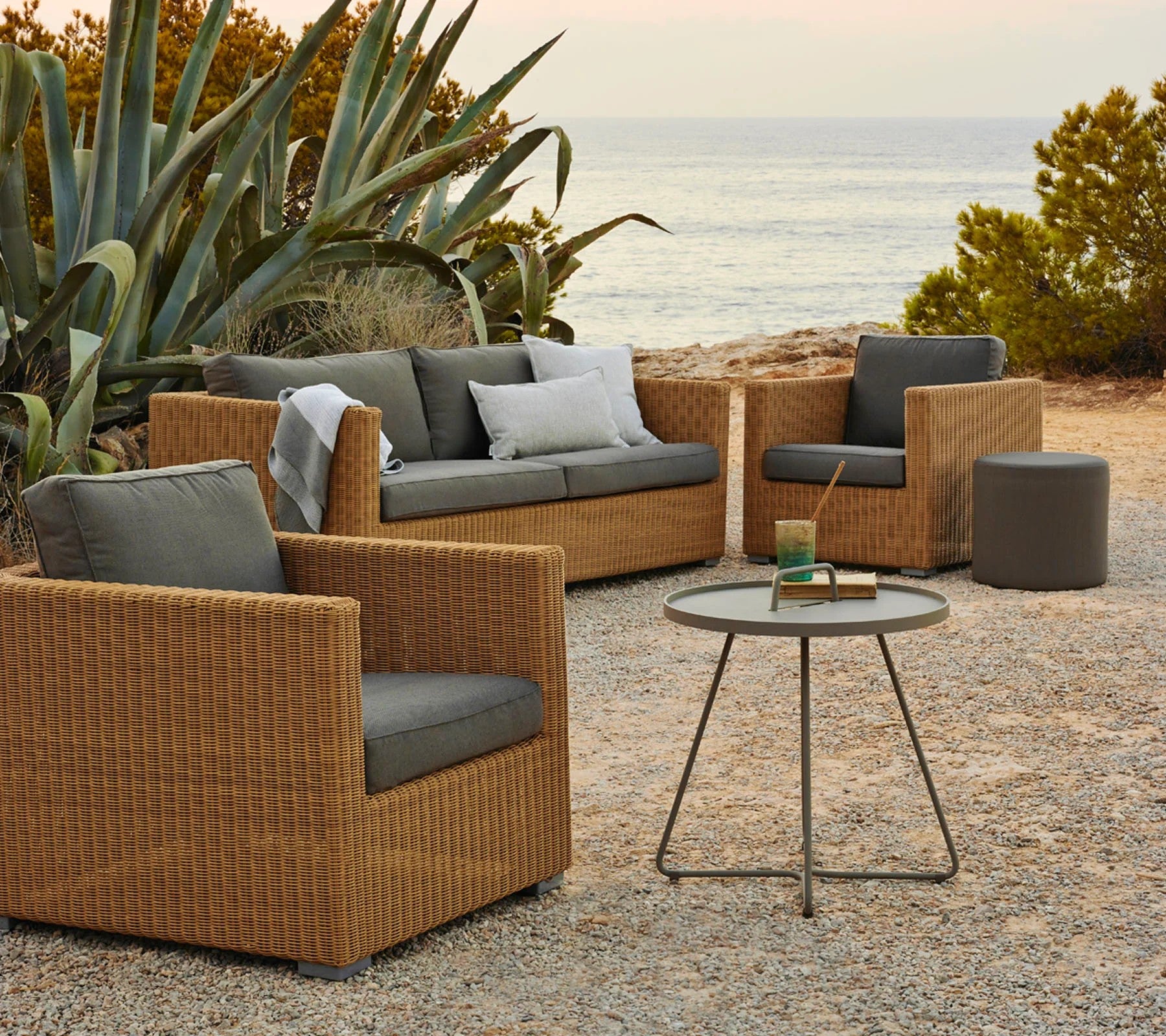 Cane-line Chester 3-Seater Sofa
