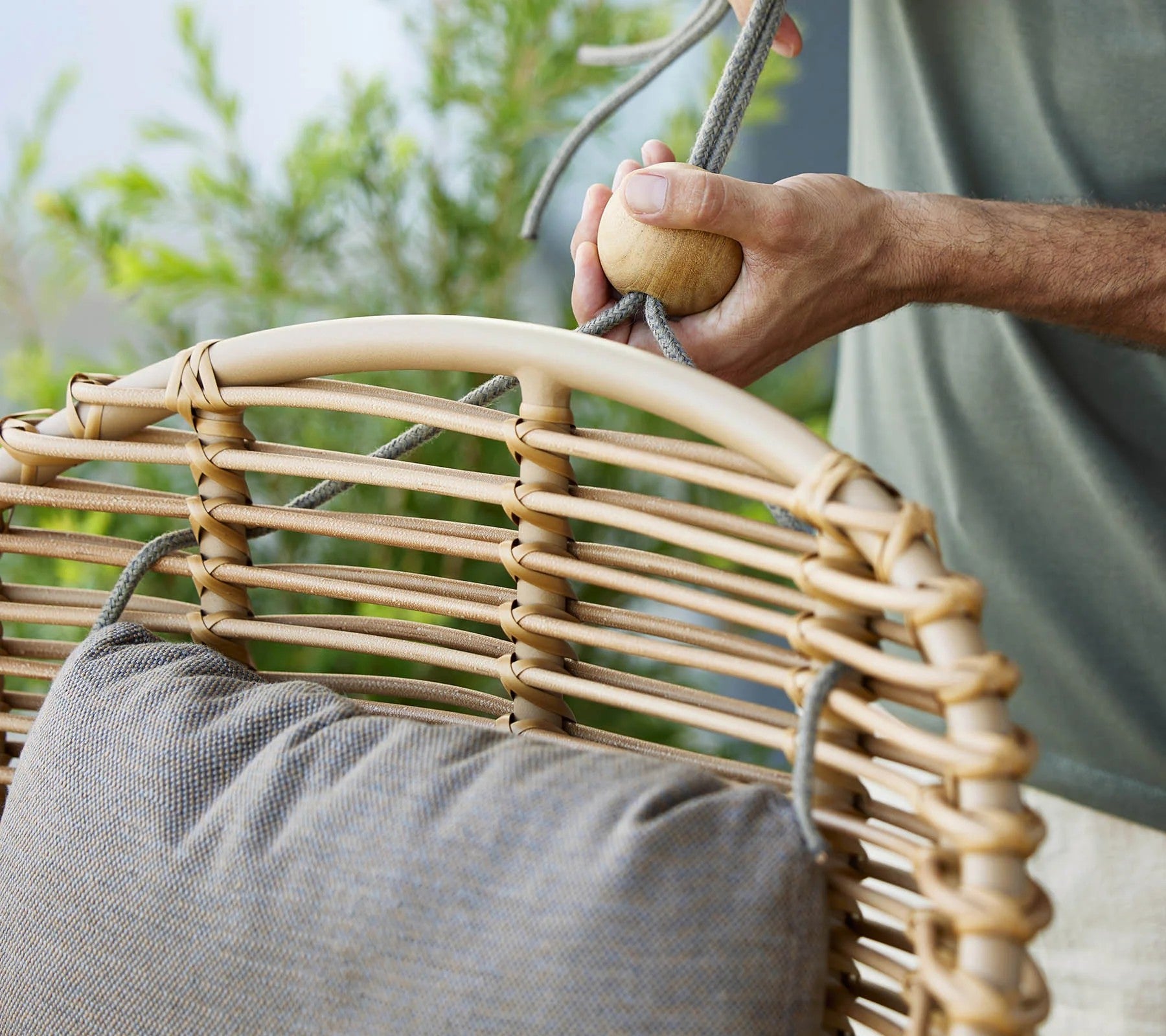 Cane-line Hive Highback Chair W/Teak Legs