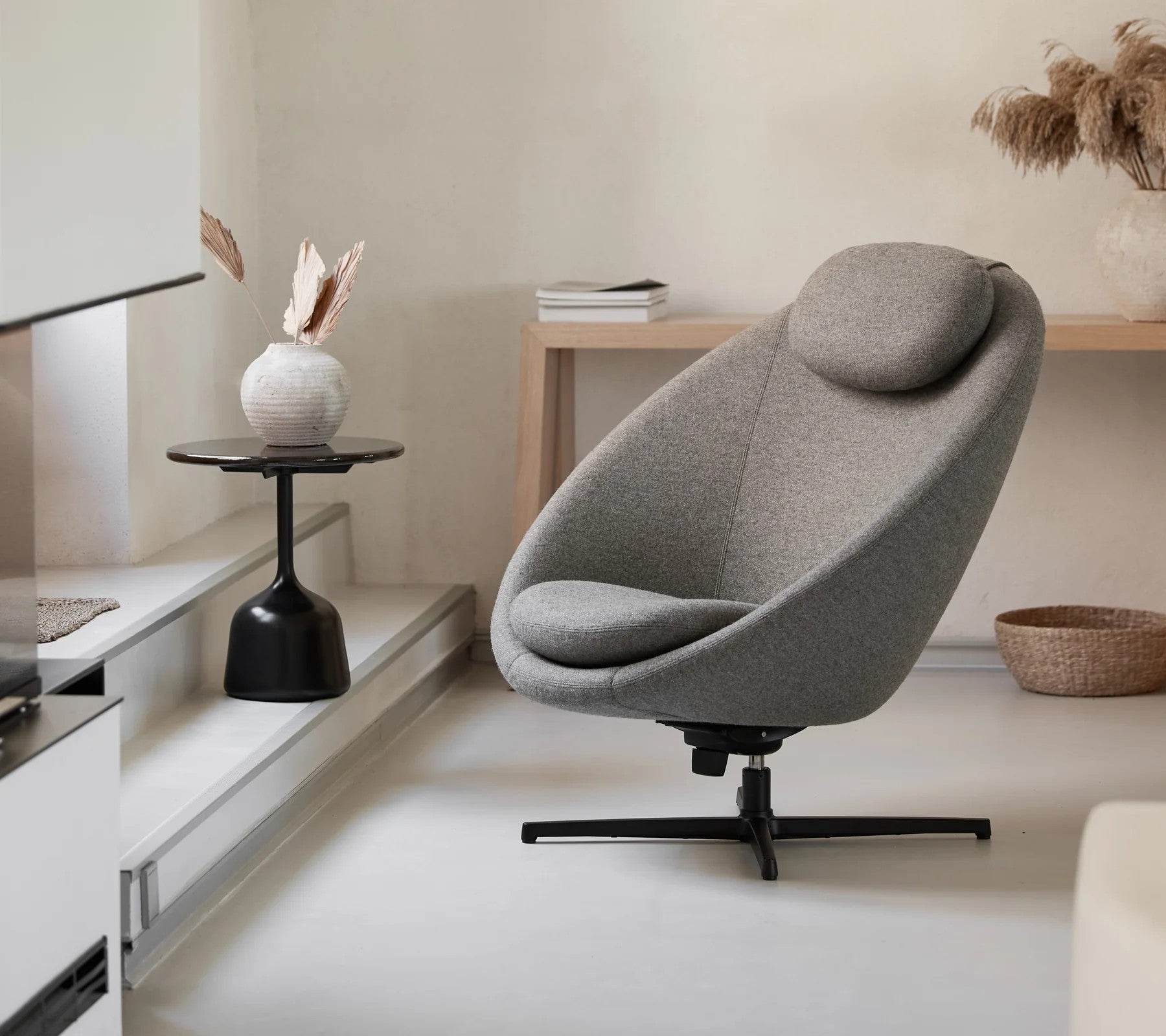 Cane-line Pace Lounge Chair Shell Incl. Neck Cushion