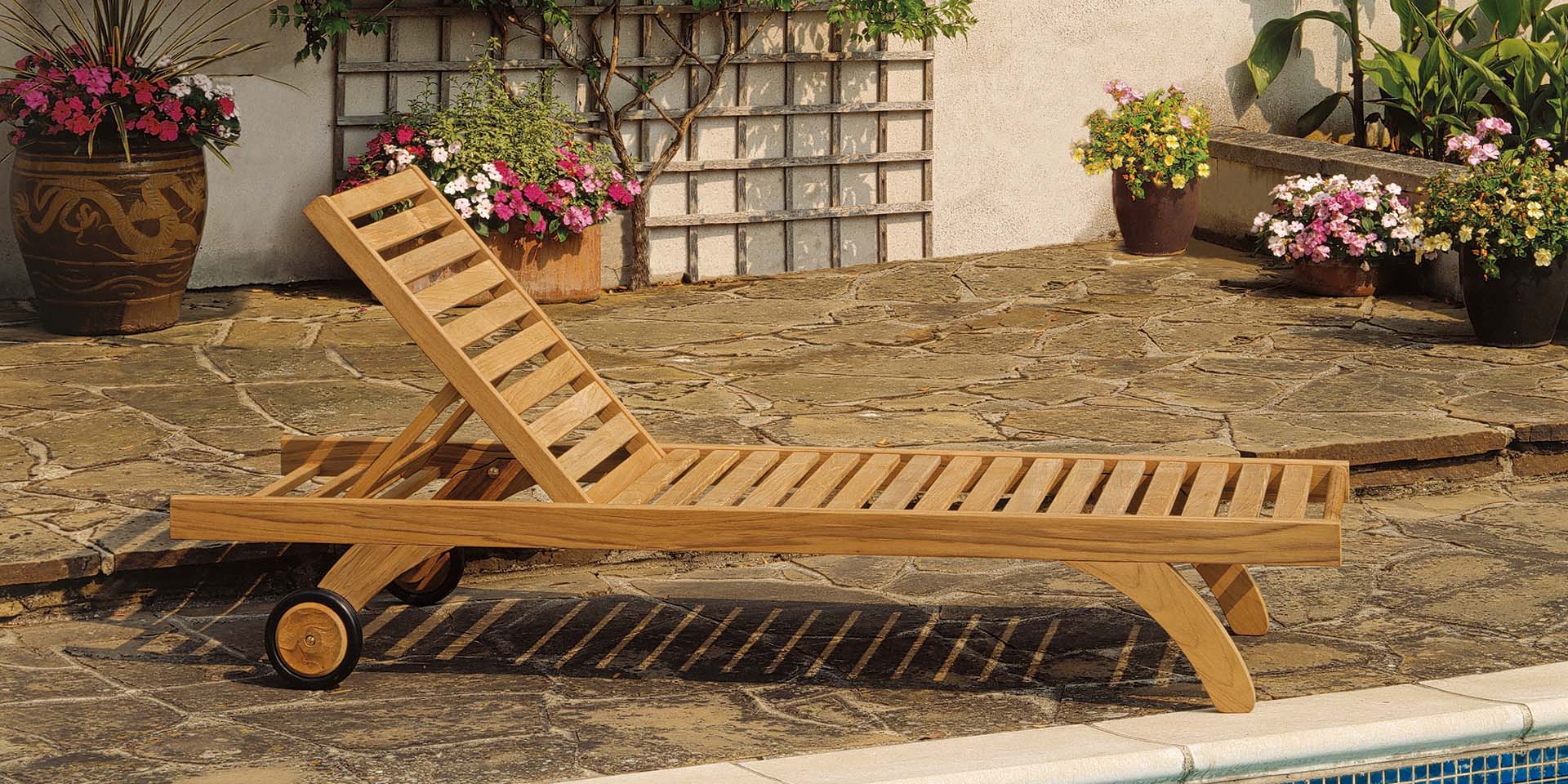 Barlow Tyrie Capri Lounger Ultra