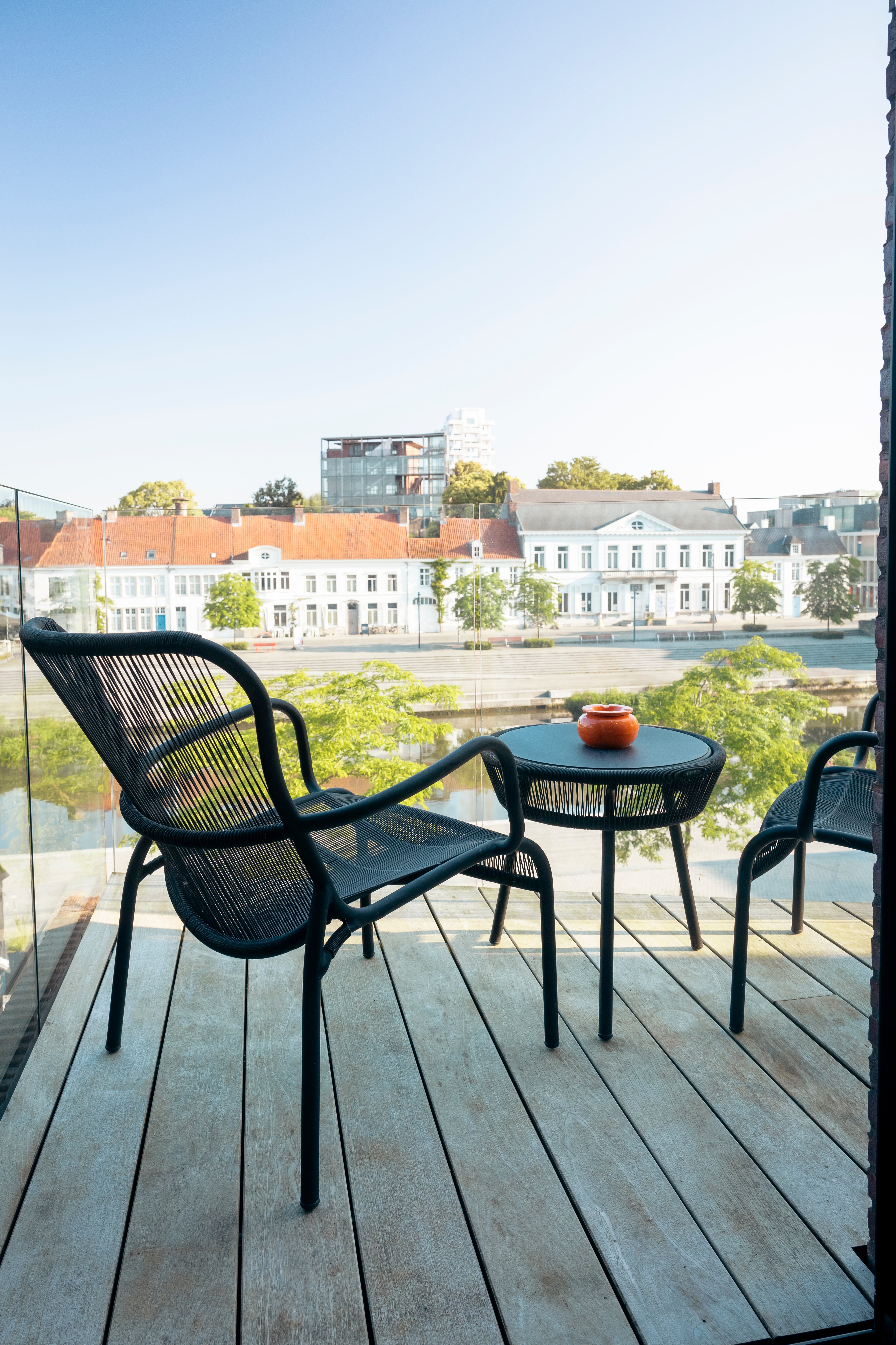 Vincent Sheppard Loop Side Table