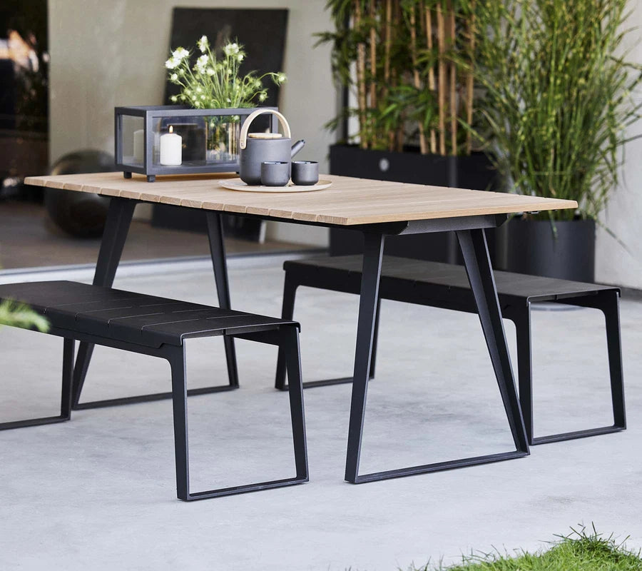 Cane-line Copenhagen dining table