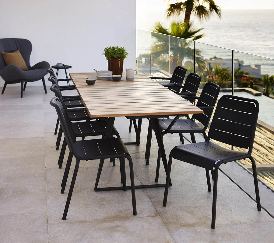 Cane-line Copenhagen dining table