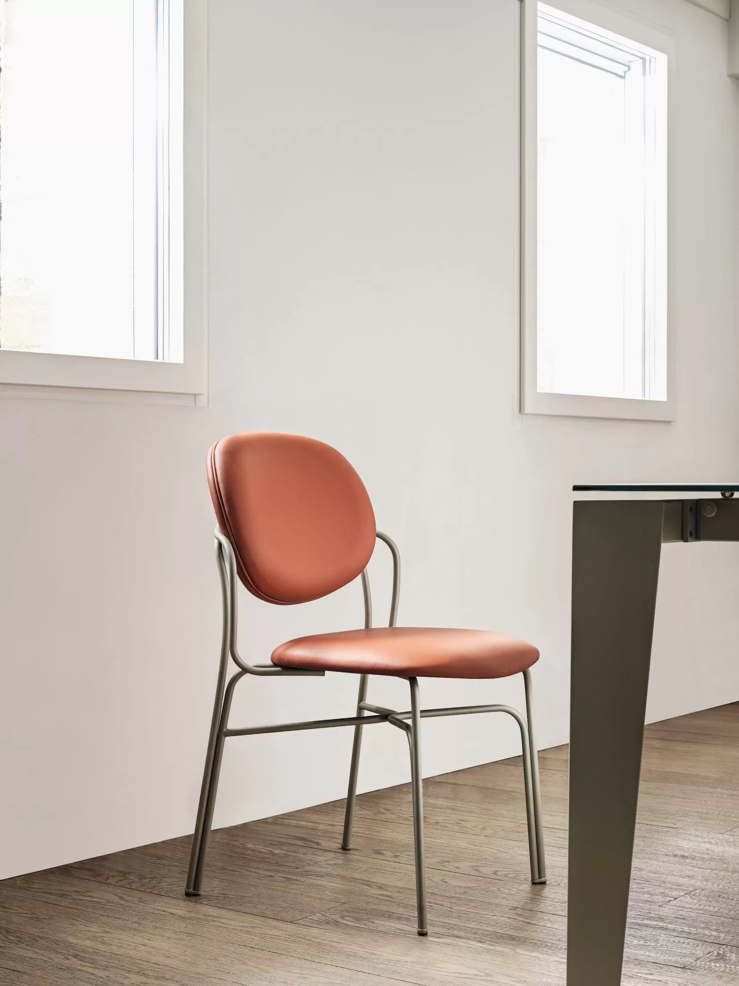 Bontempi Casa Dada Chair With Arms And Metal Frame