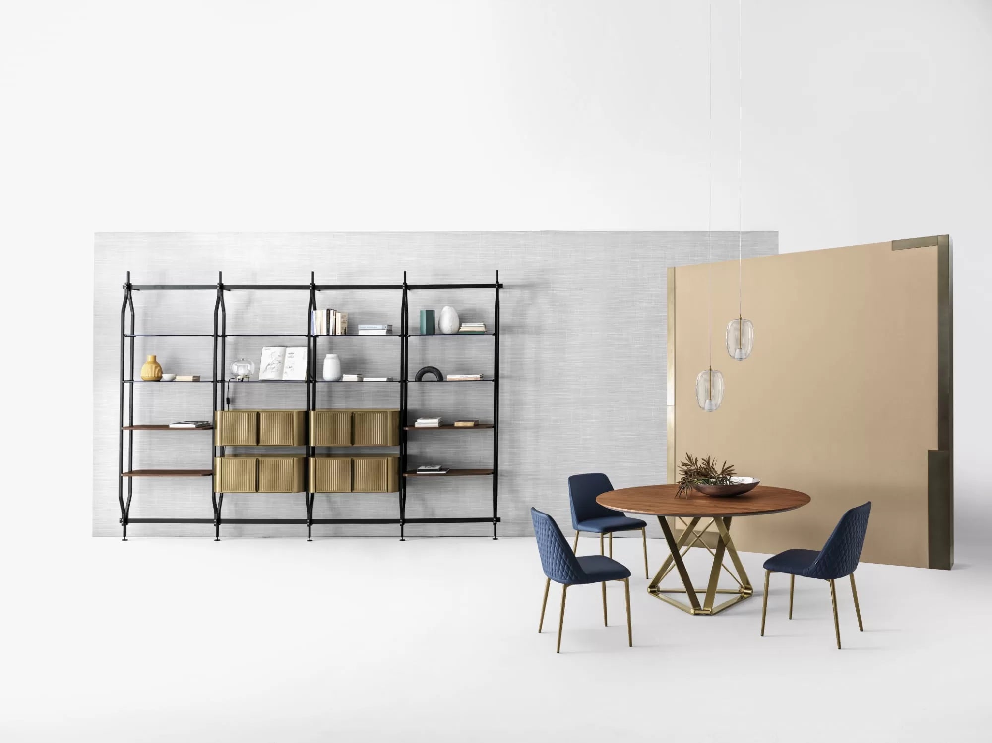 Margot Chair with lacquered metal frame