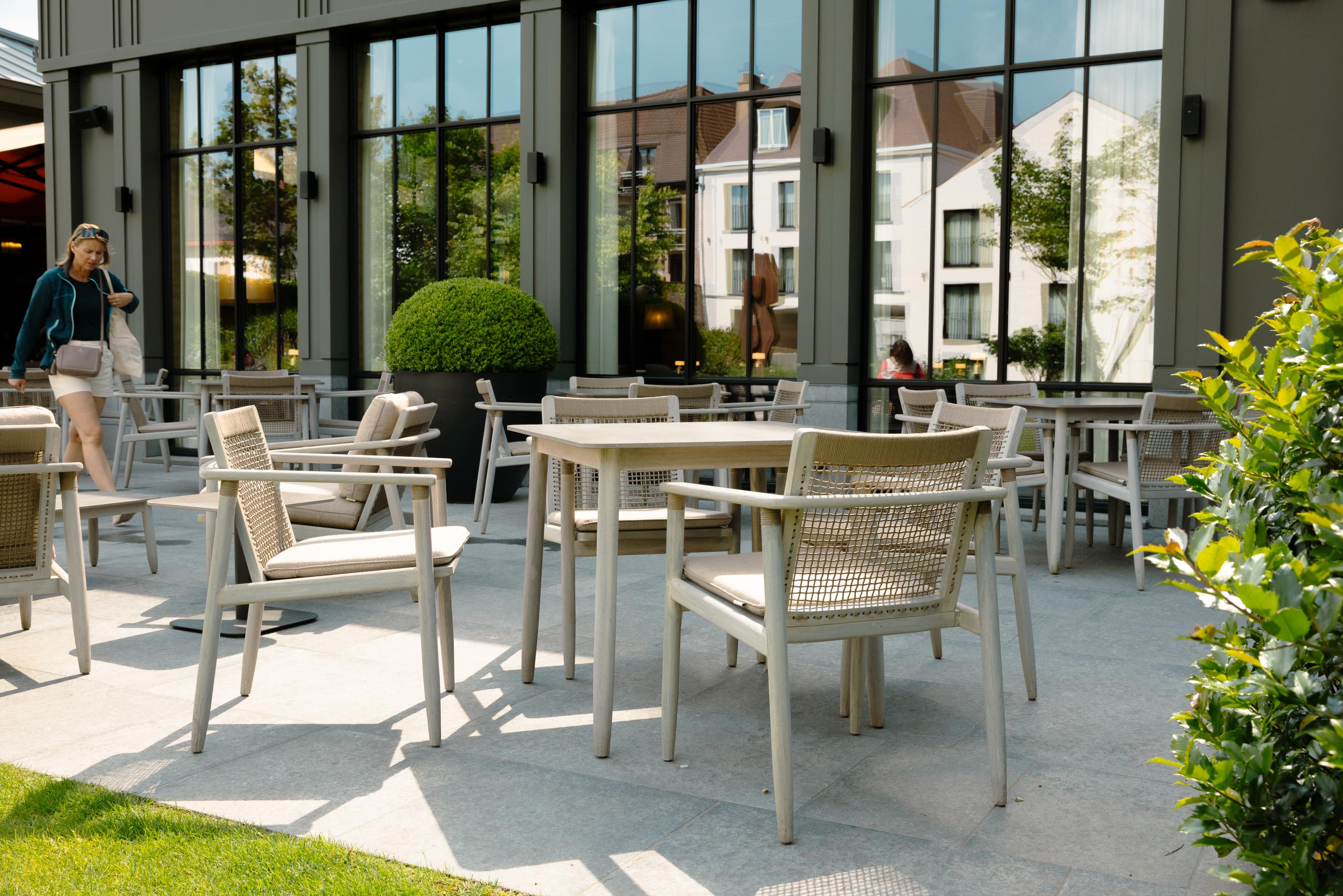 Vincent Sheppard David Dining Armchair