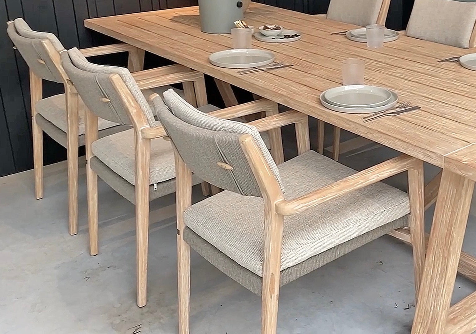 4 Season Outdoor Julia Dining set with Noah 260cm Brushed Teak Table