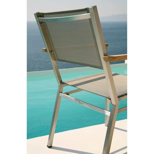 Barlow Tyrie Equinox Dining Carver