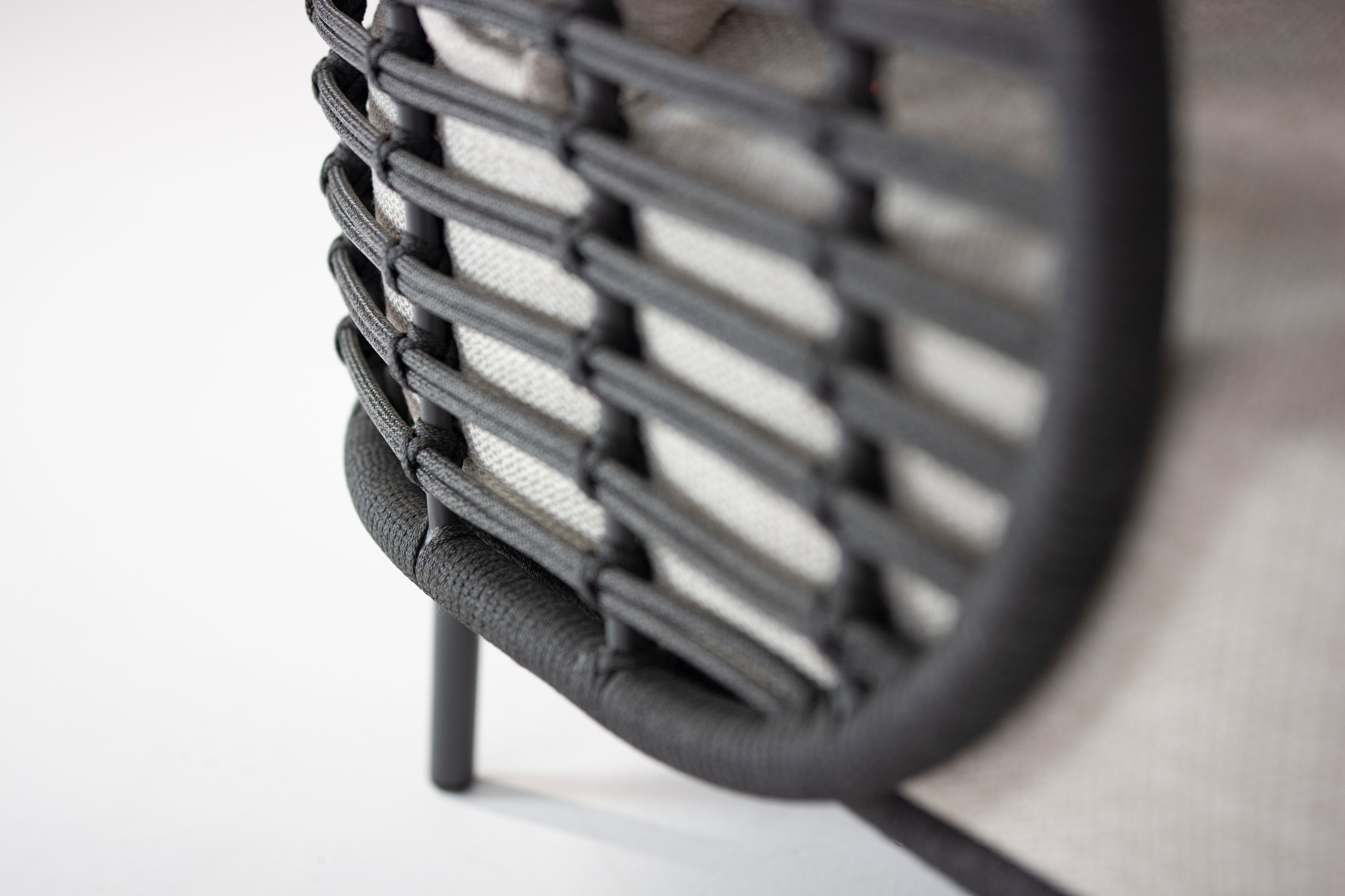 4 Seasons Outdoor Fabrice Living Bench 2.5 Seaters Anthracite With 3 Cushions