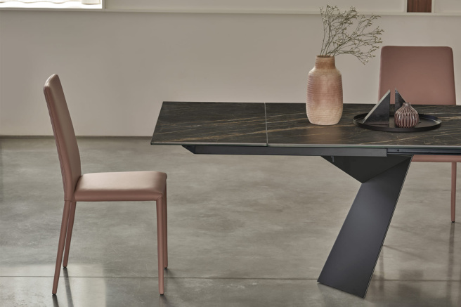 Bontempi Casa Fiandre 20.65 Rectangular Extendible Dining Table