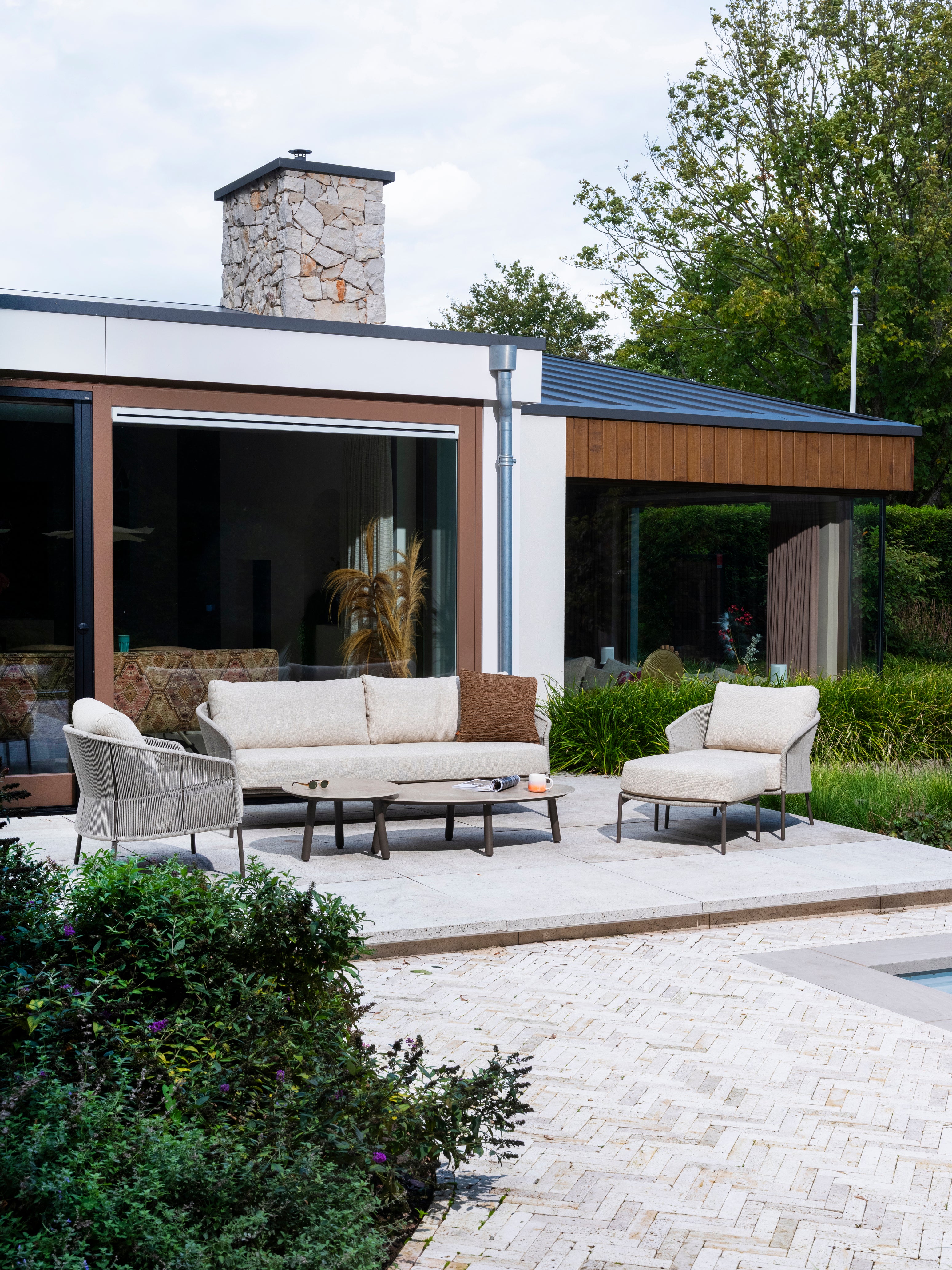 4 Seasons Outdoor Florence Living Chair