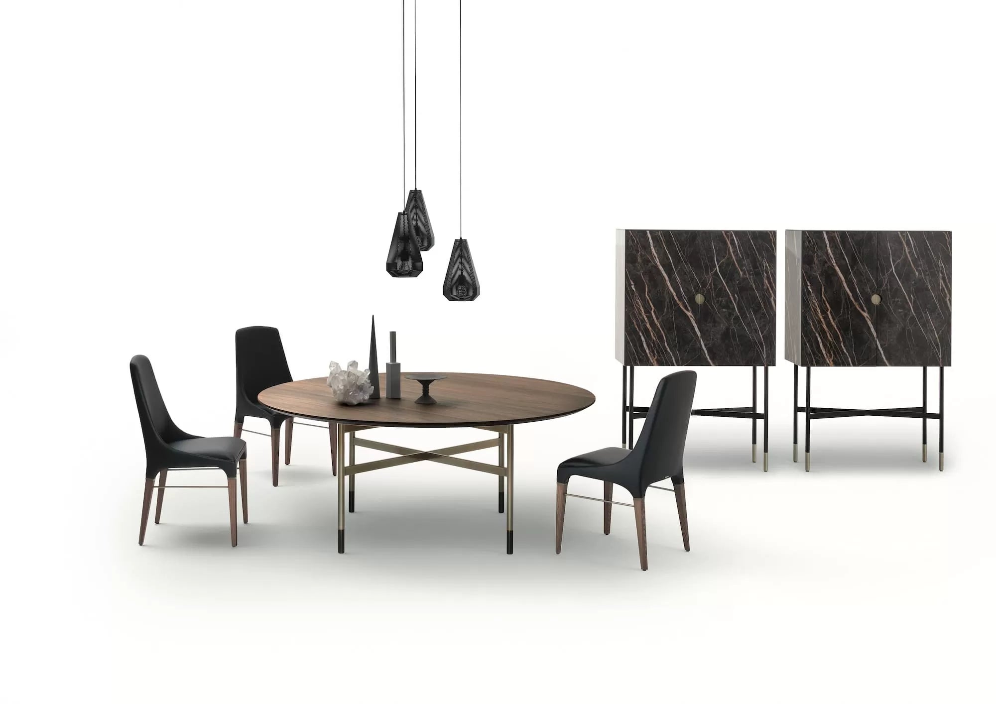 Kelly Chair with Solid wood frame and frame details in Metal