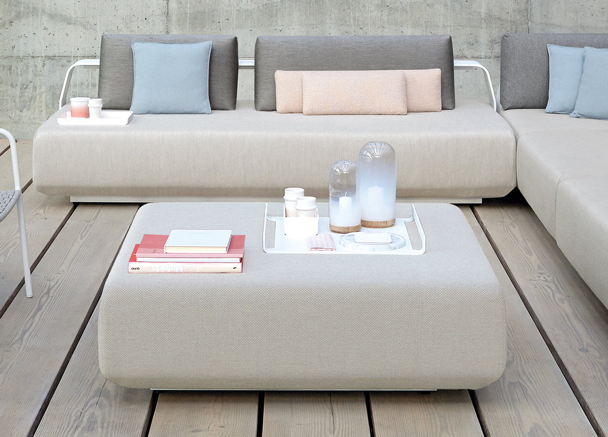 Manutti Kumo Medium Footstool