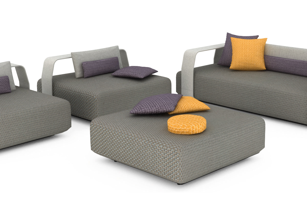 Manutti Kumo Medium Footstool